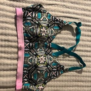 Victoria’s Secret bra noir very comfortable and breathable size 36 B